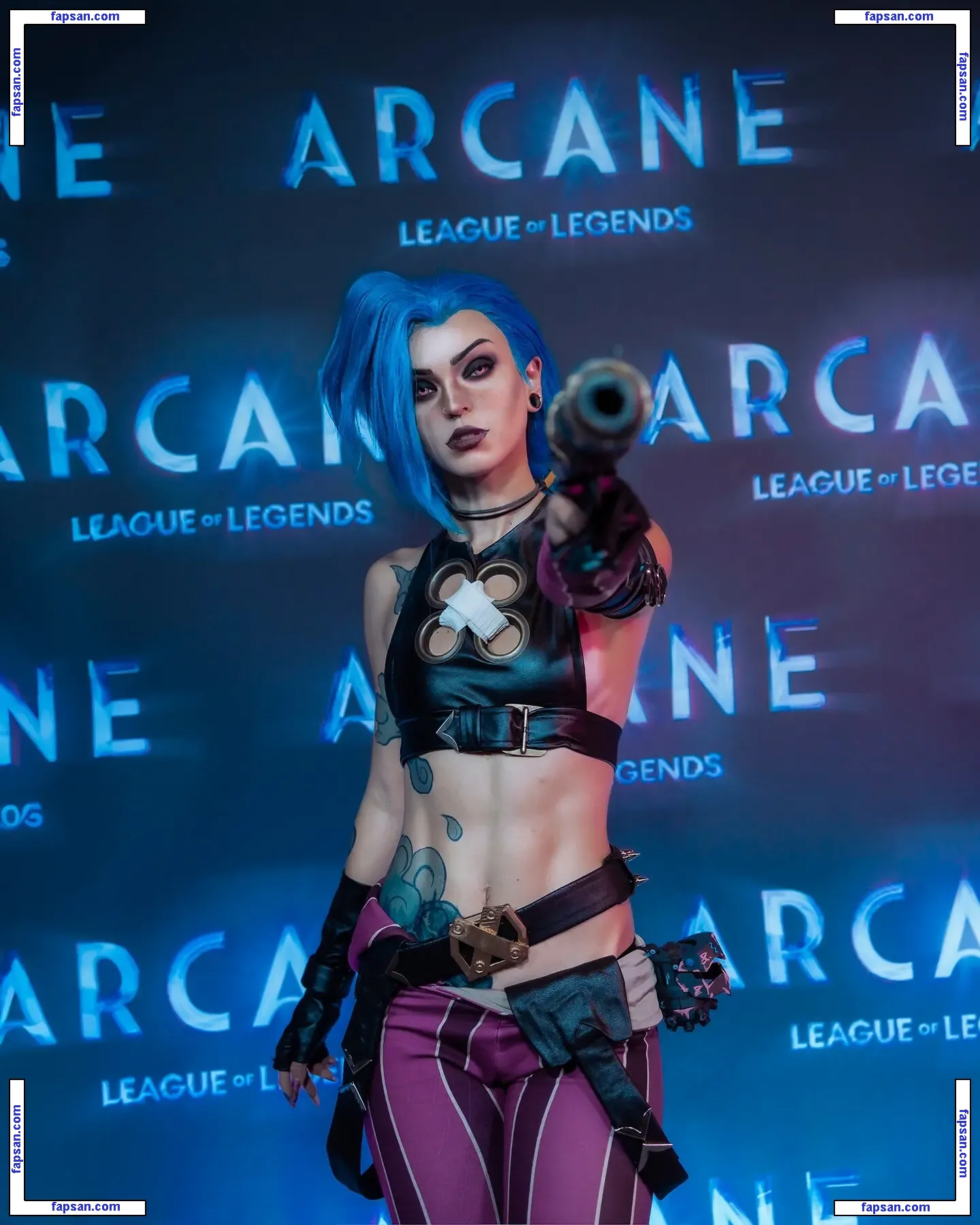 Jinx Cosplay Arcane голая фото #0037 с Онлифанс