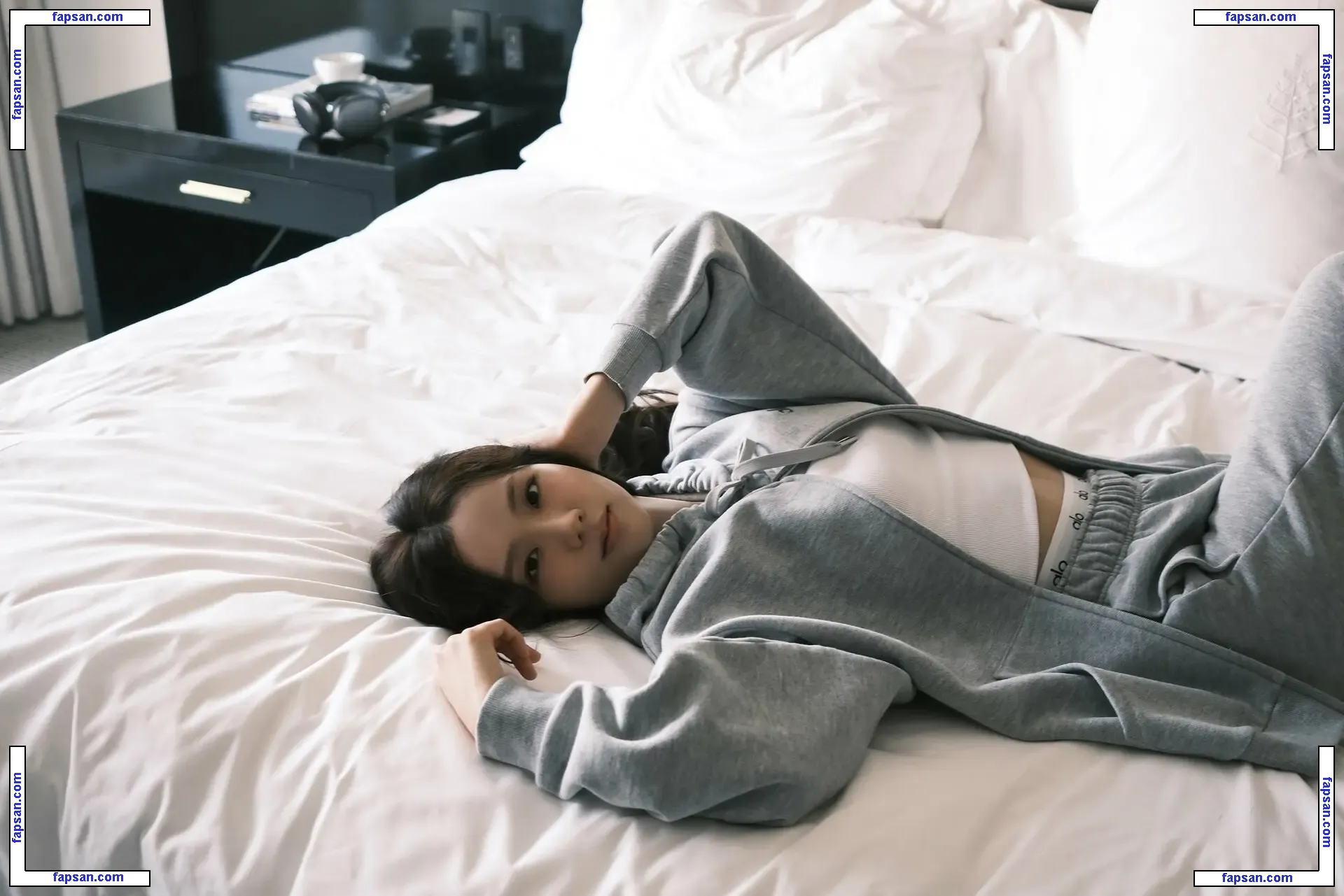 Jisoo nude photo #0427 from OnlyFans