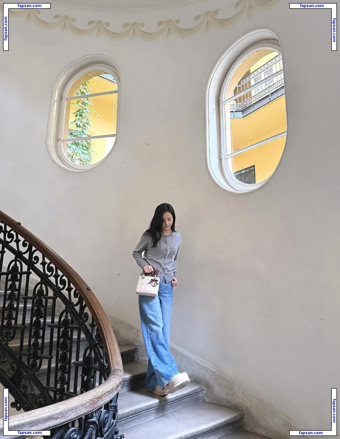 Jisoo nude photo #0465 from OnlyFans
