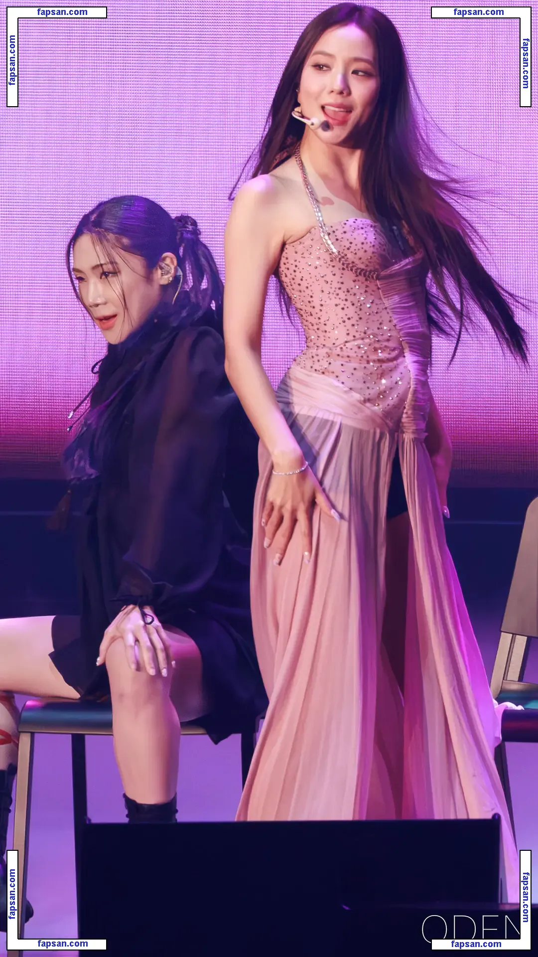 Jisoo nude photo #0470 from OnlyFans