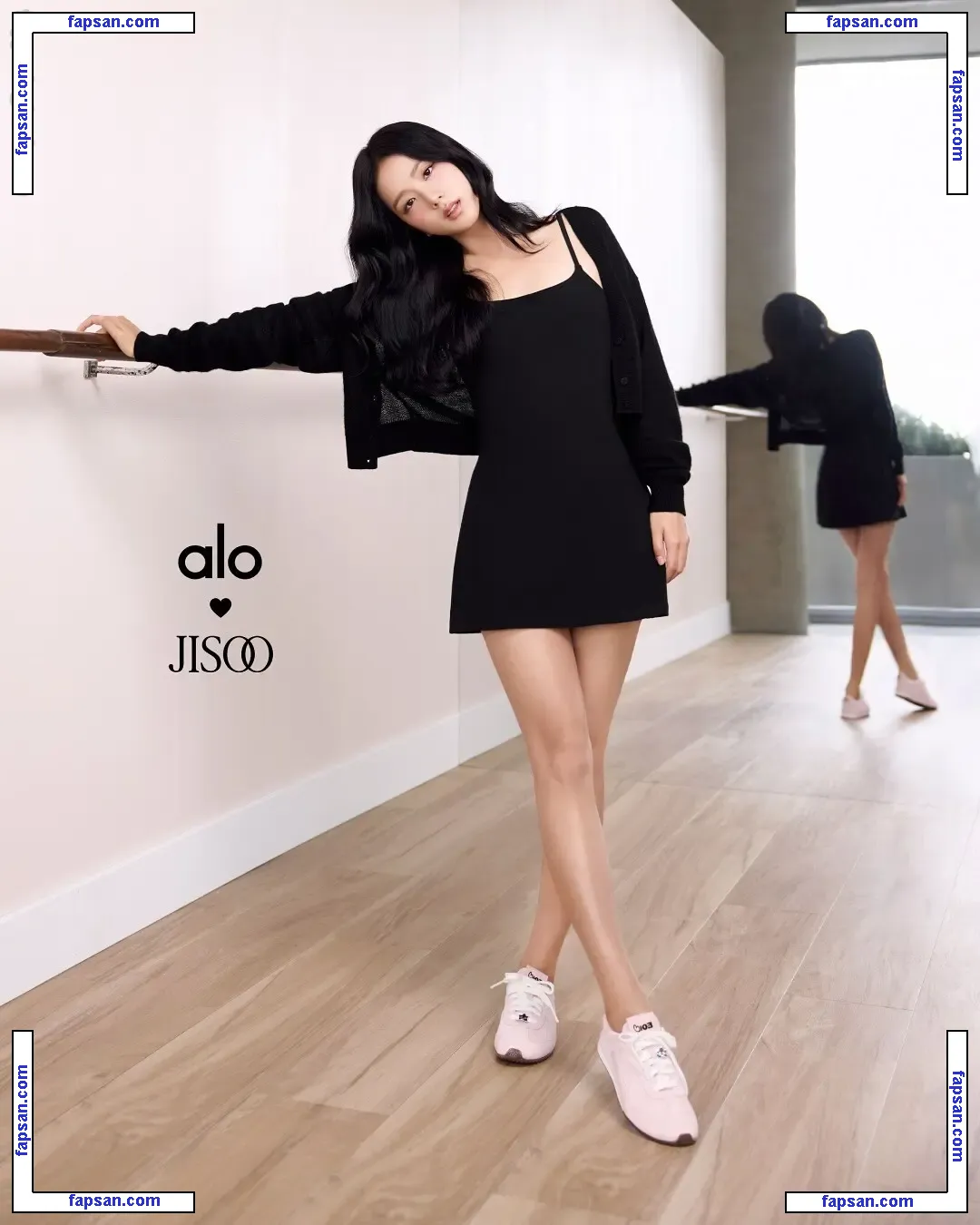 Jisoo nude photo #0483 from OnlyFans