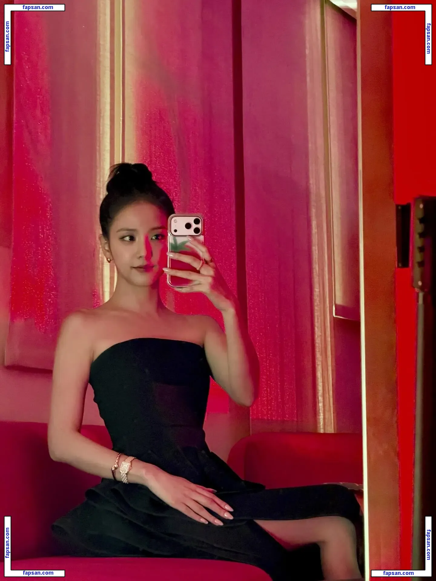 Jisoo nude photo #0498 from OnlyFans