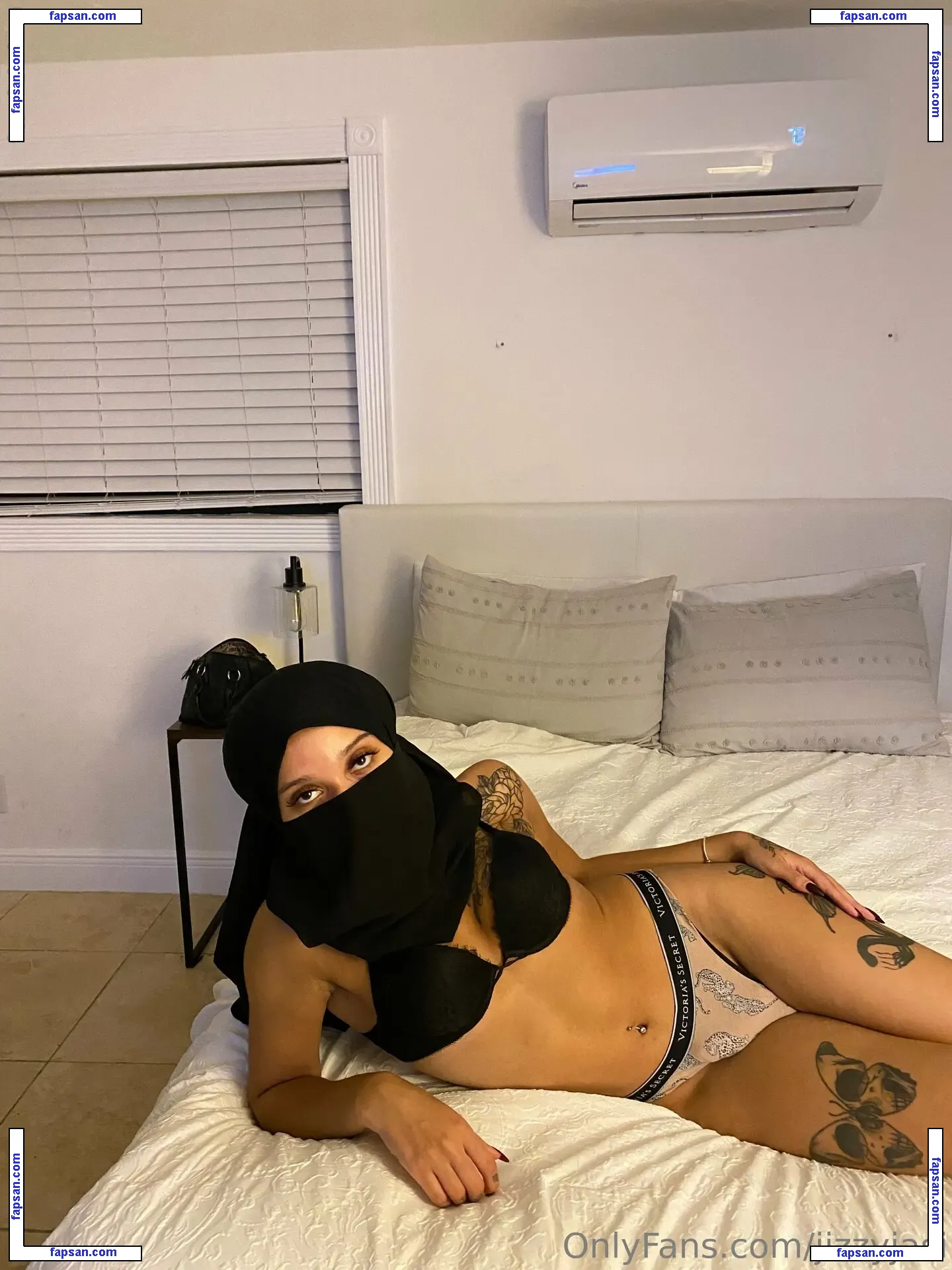 jizzyjasi nude photo #0005 from OnlyFans
