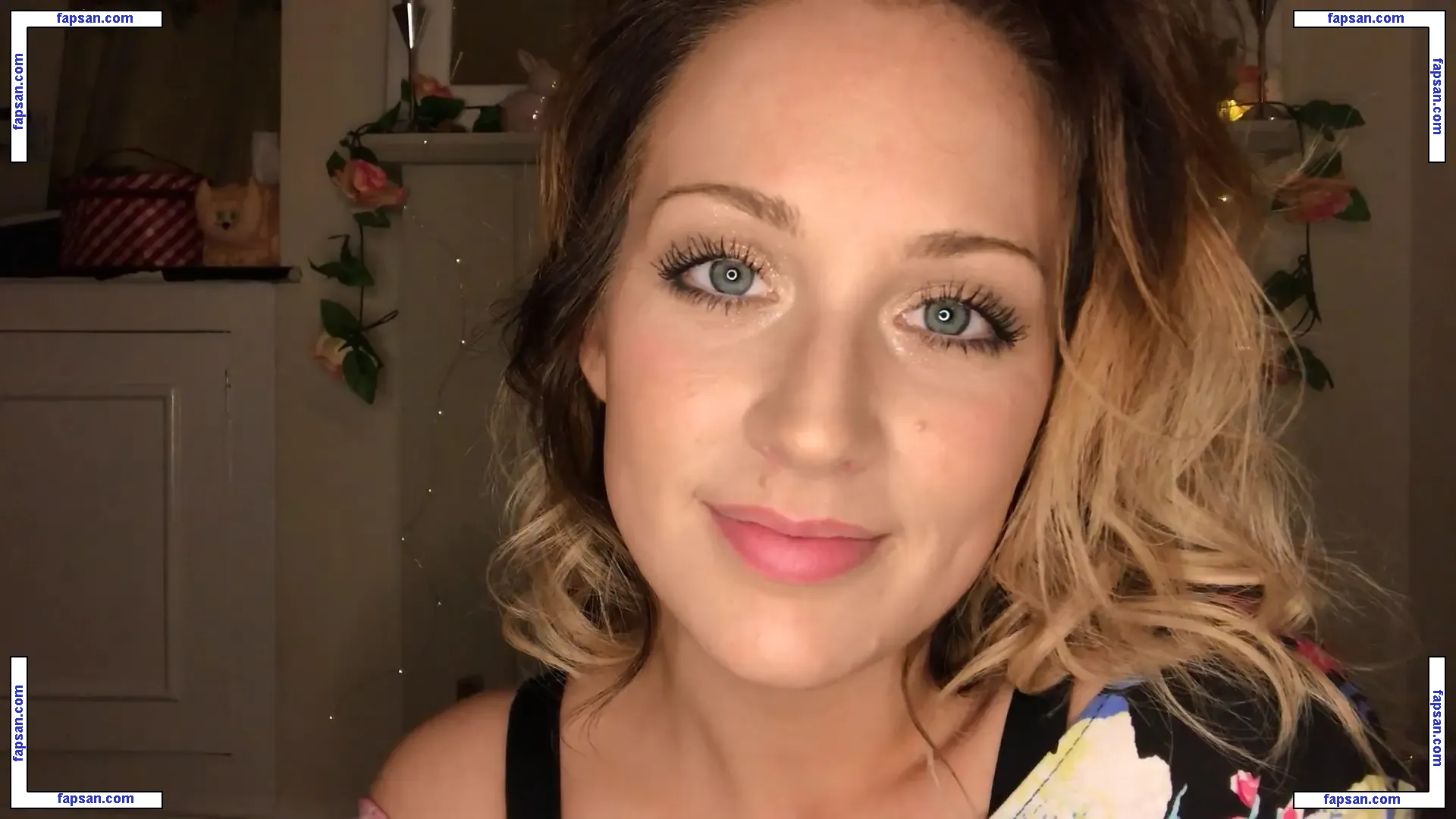 JJ ASMR nude photo #0002 from OnlyFans
