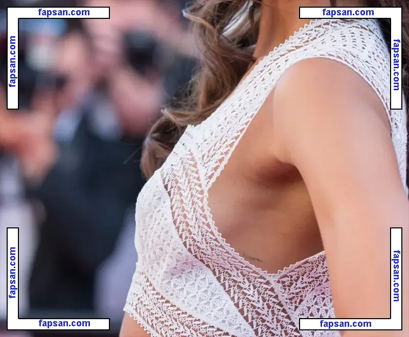 Joan Smalls nude photo #0154 from OnlyFans