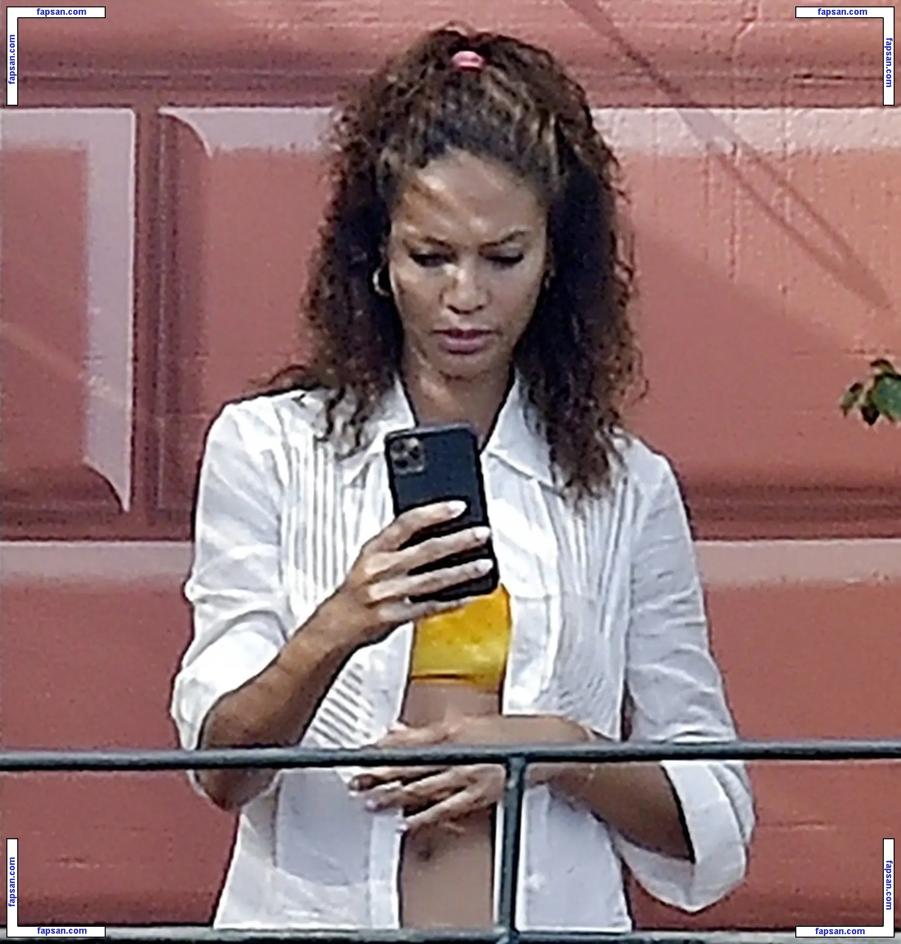 Joan Smalls nude photo #0264 from OnlyFans