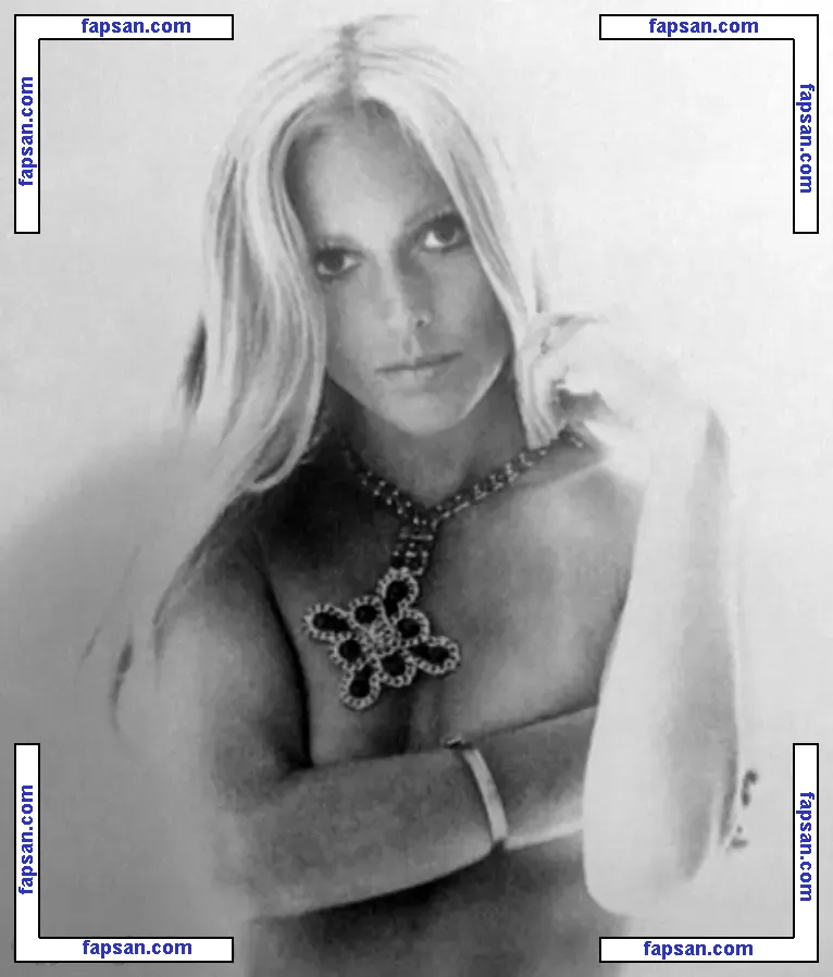 Joanna Pettet голая фото #0010 с Онлифанс