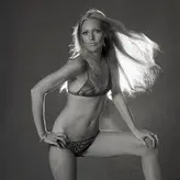 Joanna Pettet голая #0024