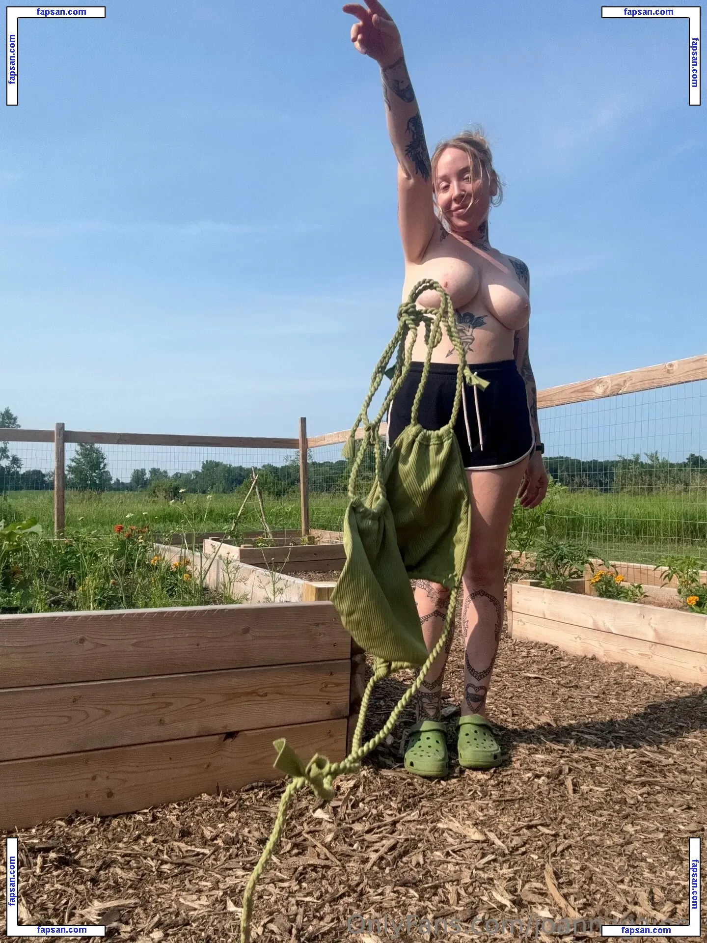 joannagainez голая фото #0008 с Онлифанс