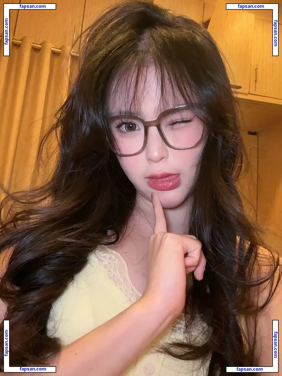 Jocelyn голая фото #0005 с Онлифанс