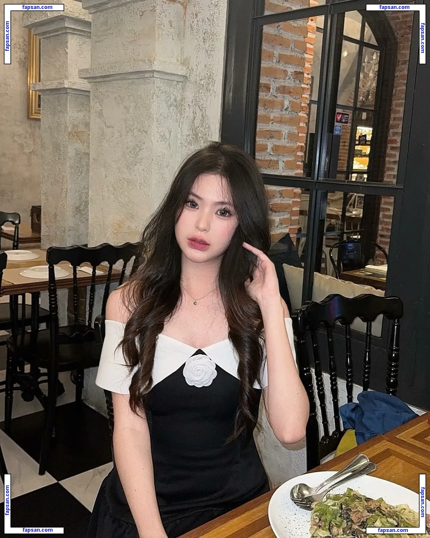 Jocelyn голая фото #0009 с Онлифанс