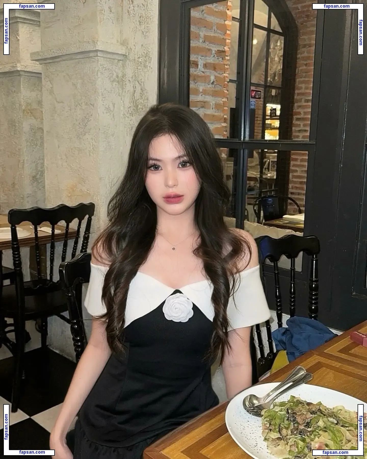 Jocelyn голая фото #0016 с Онлифанс