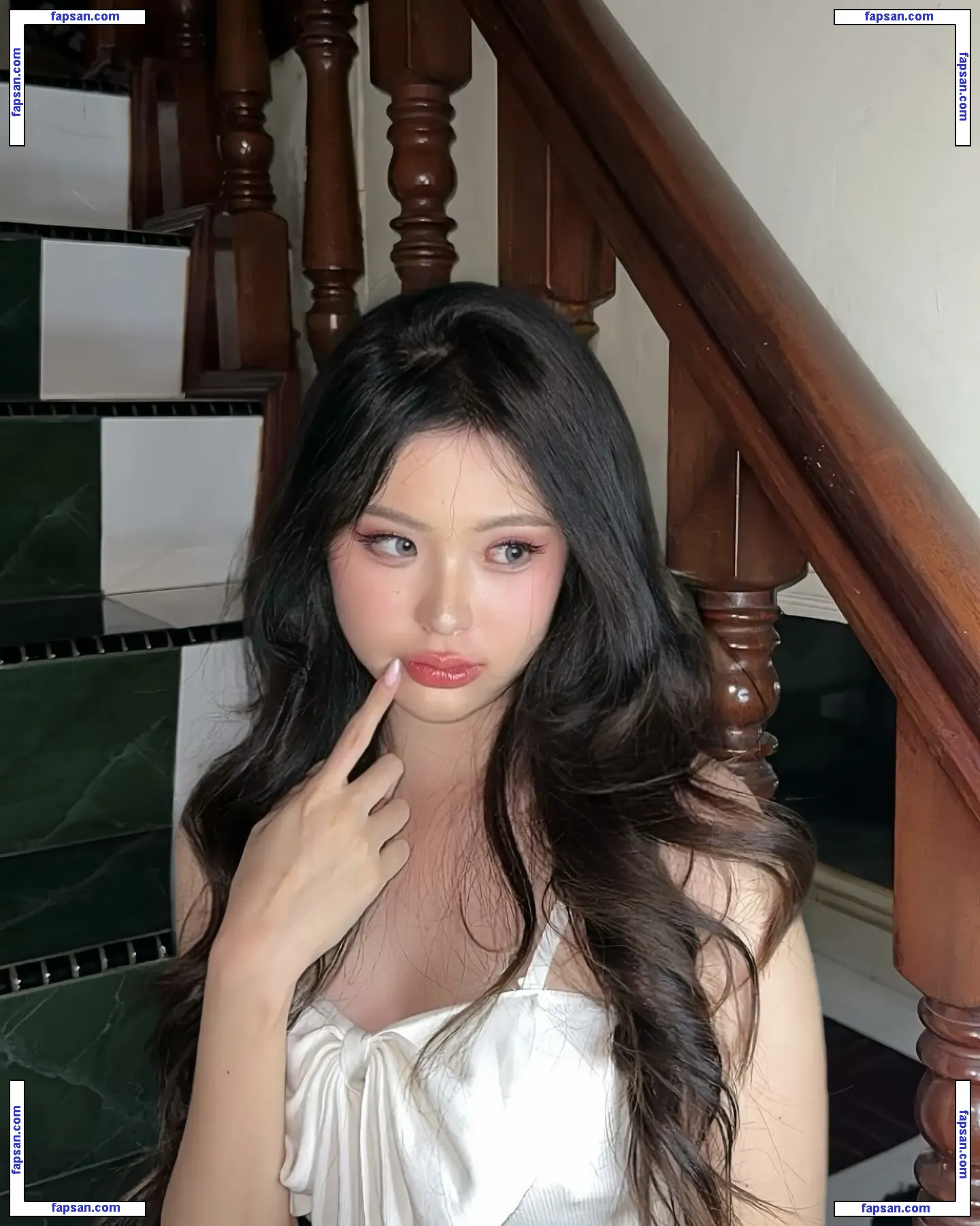 Jocelyn голая фото #0021 с Онлифанс