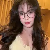 Jocelyn голая #0019