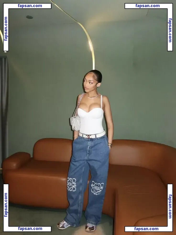 Jodie Woods голая фото #0022 с Онлифанс