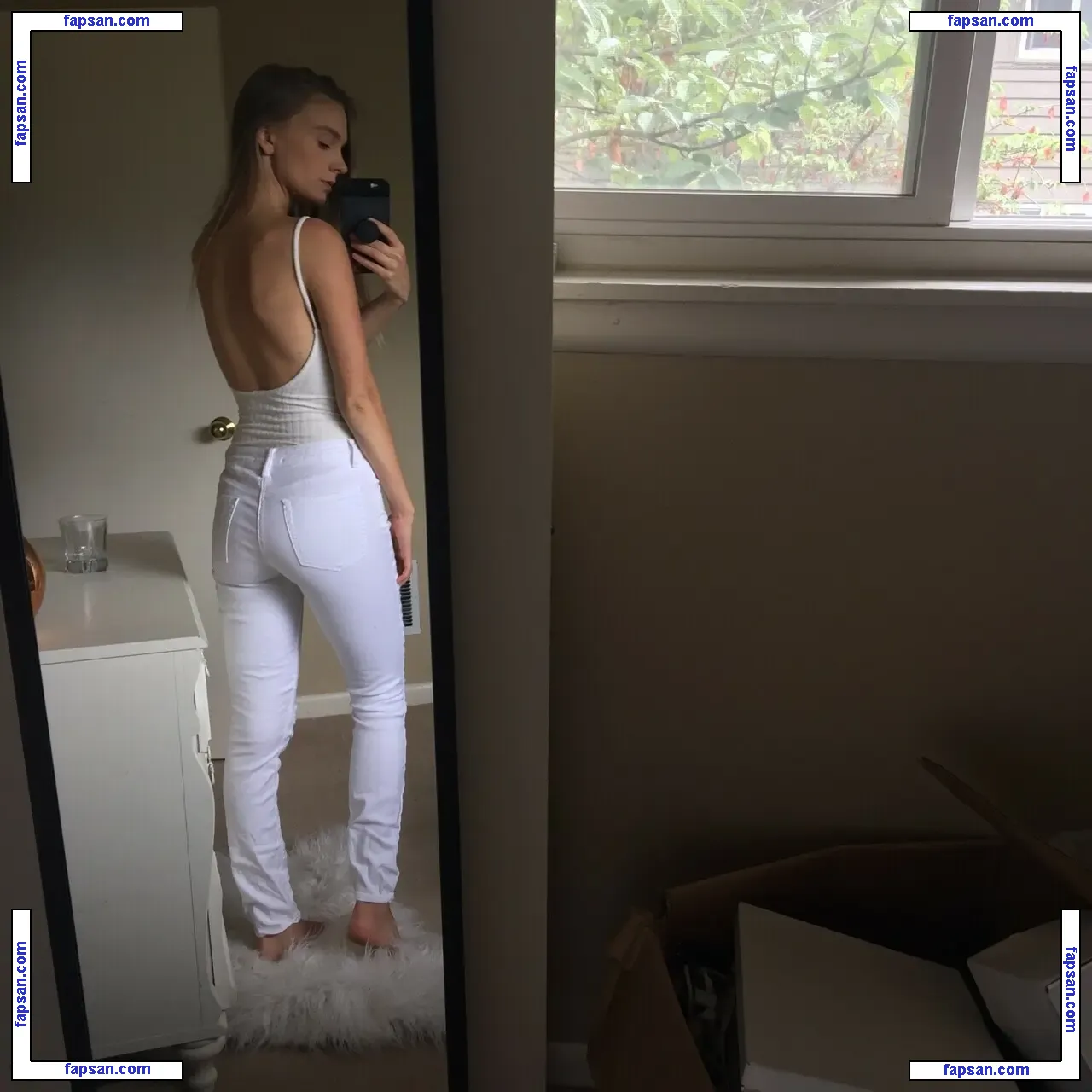 Joelle Friend nude photo #0005 from OnlyFans