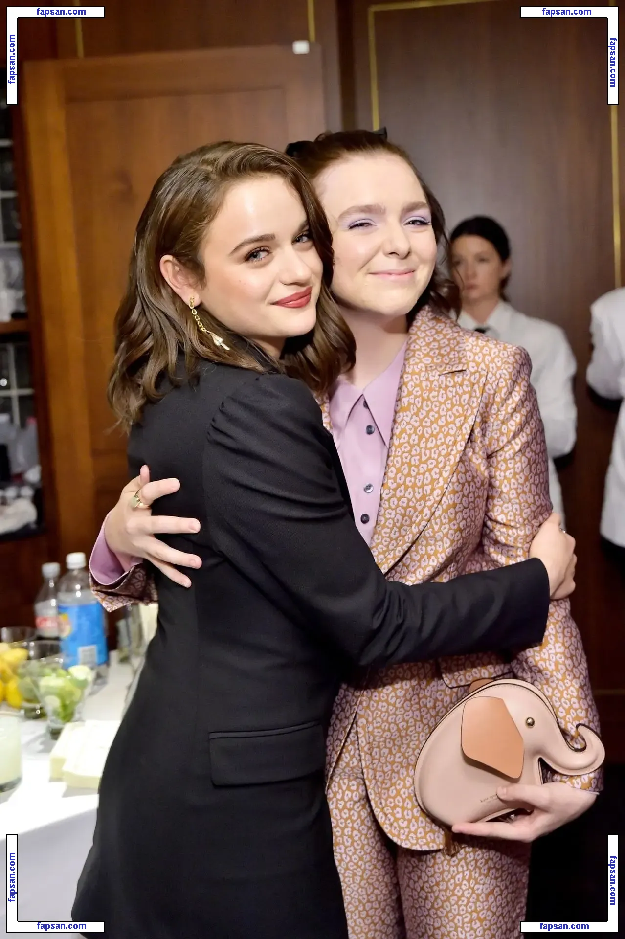 Joey King голая фото #0155 с Онлифанс