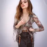 Joey King голая #0379