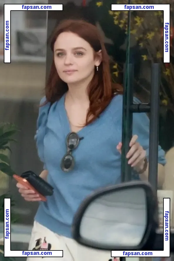 Joey King nude photo #1941 from OnlyFans