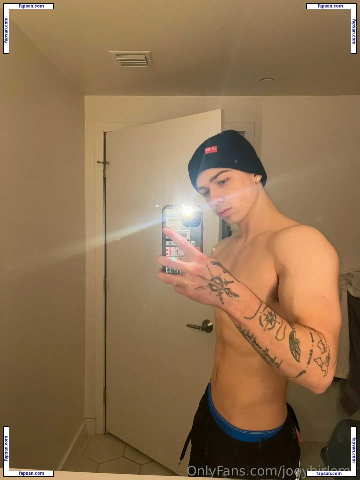 joeybirlemx nude photo #0009 from OnlyFans