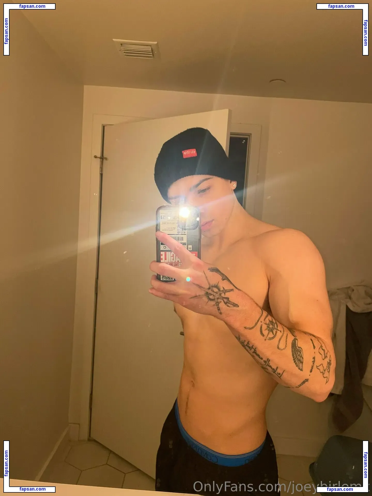 joeybirlemx nude photo #0010 from OnlyFans