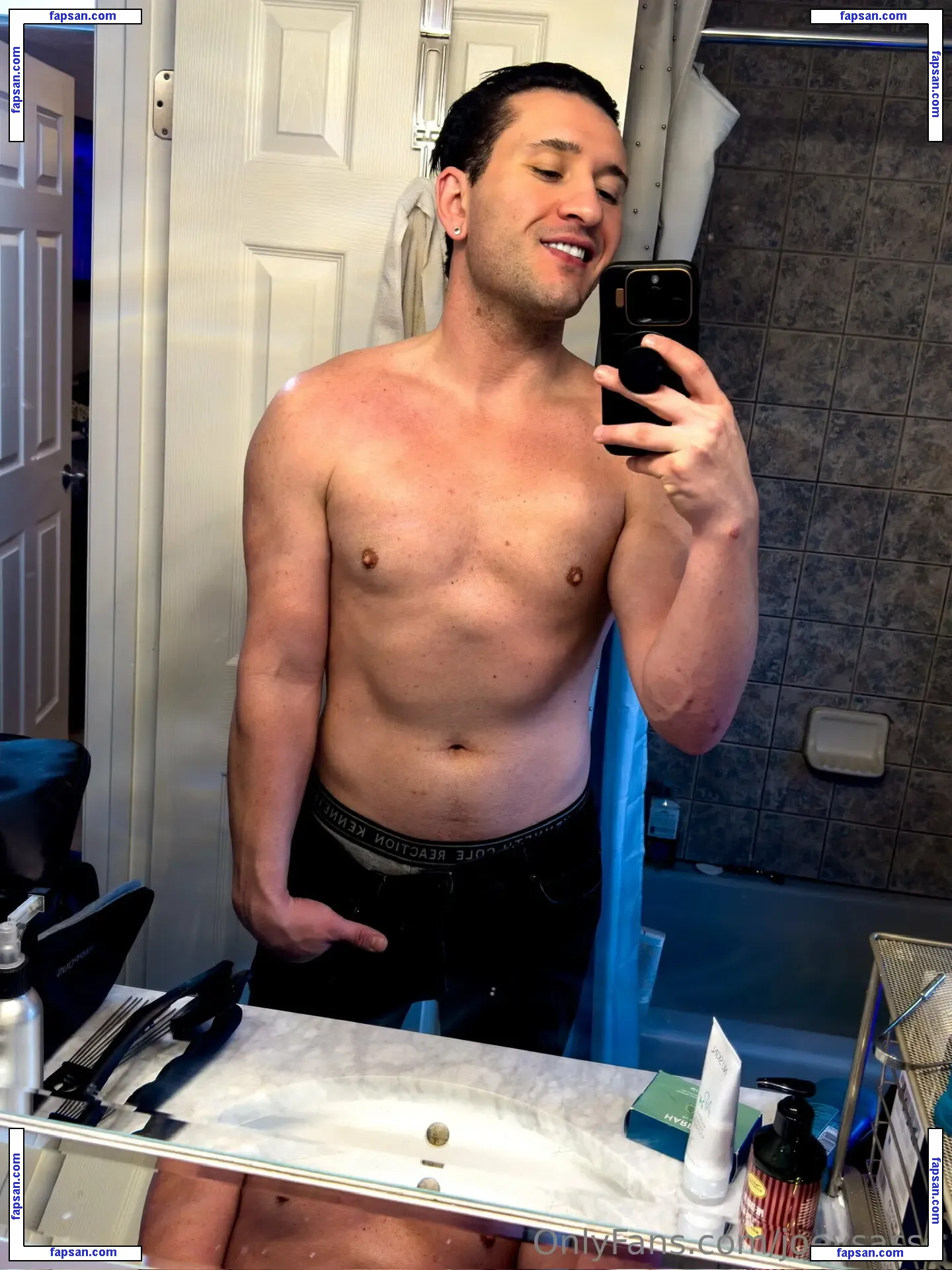 joeysasso nude photo #0005 from OnlyFans