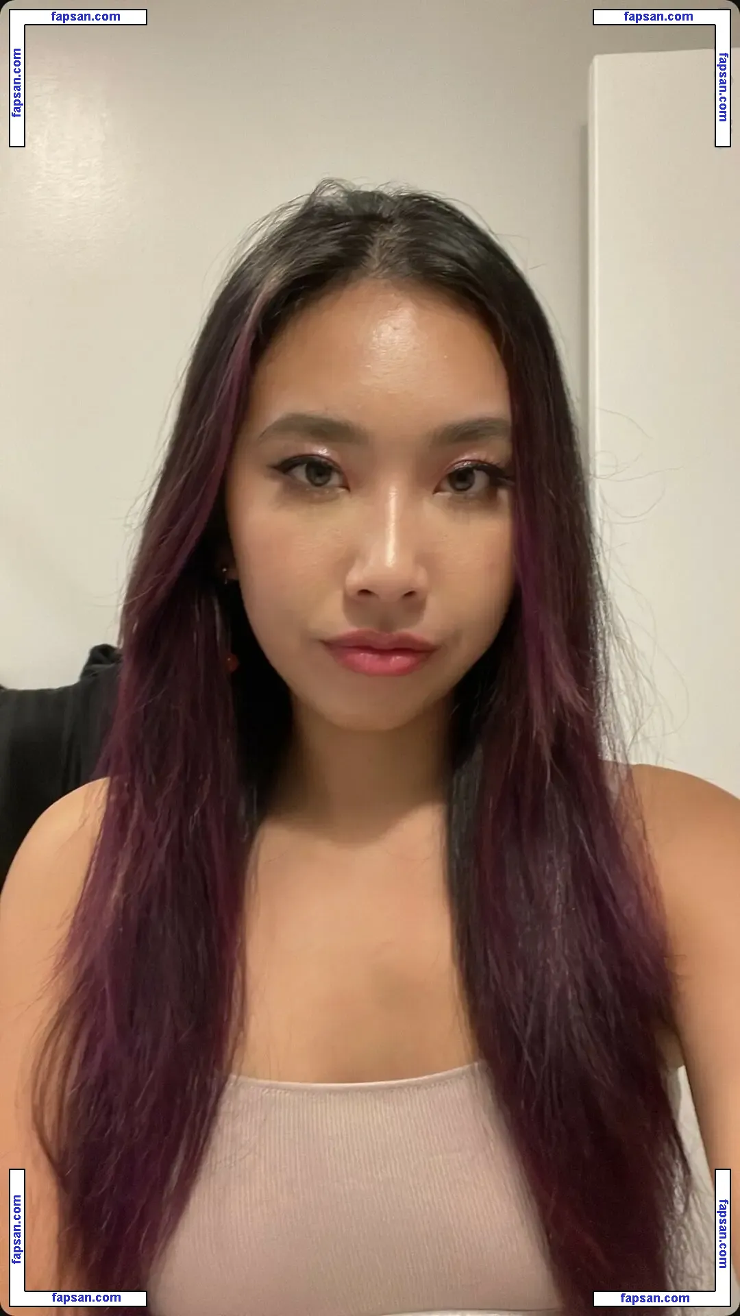 Johanna Au голая фото #0003 с Онлифанс