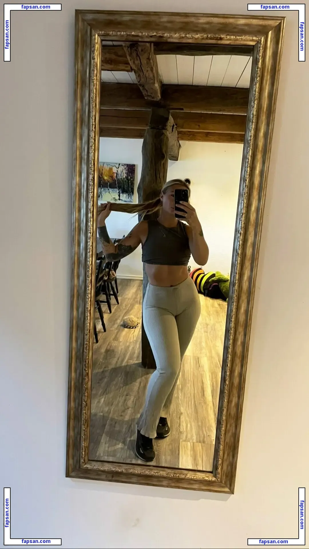 Johanna Juhlin nude photo #0014 from OnlyFans