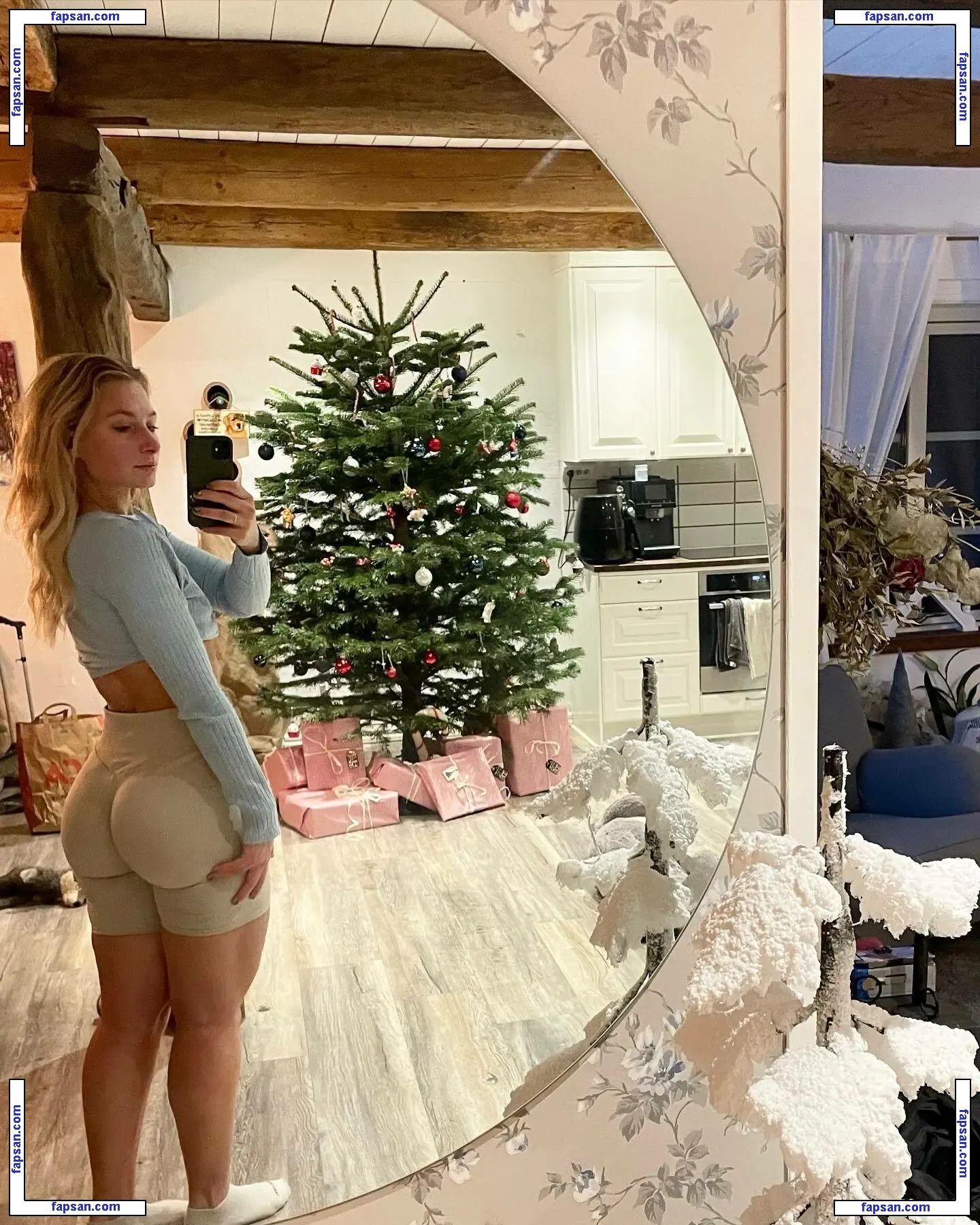 Johanna Juhlin nude photo #0044 from OnlyFans