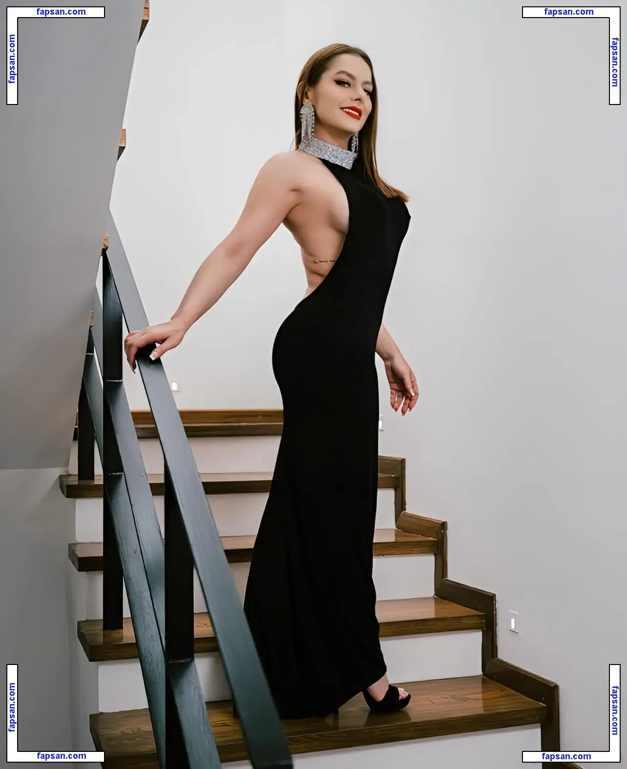 Johanna Ramirez nude photo #0003 from OnlyFans