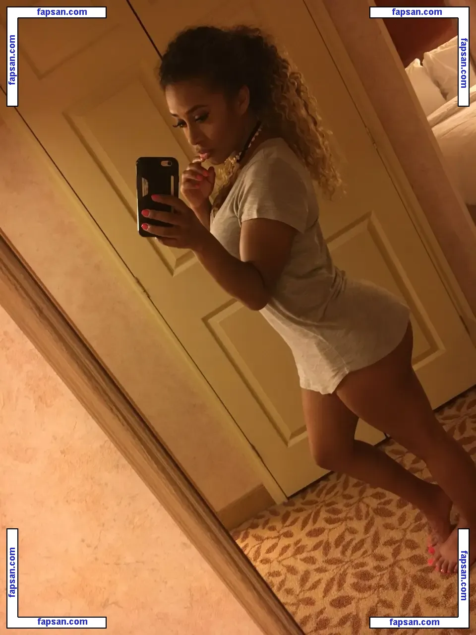 JoJo Offerman nude photo #0056 from OnlyFans