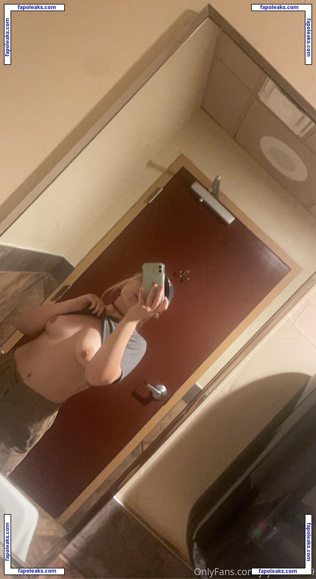 jojosins4269 / mikeyb90day nude photo #0003 from OnlyFans