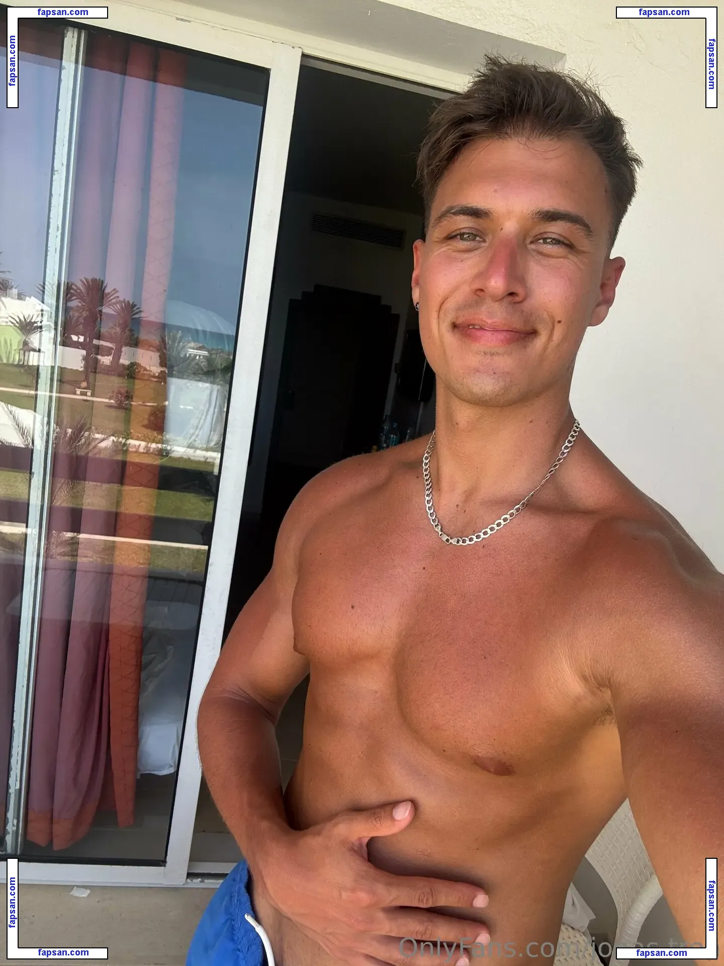 jonas.tren nude photo #0001 from OnlyFans