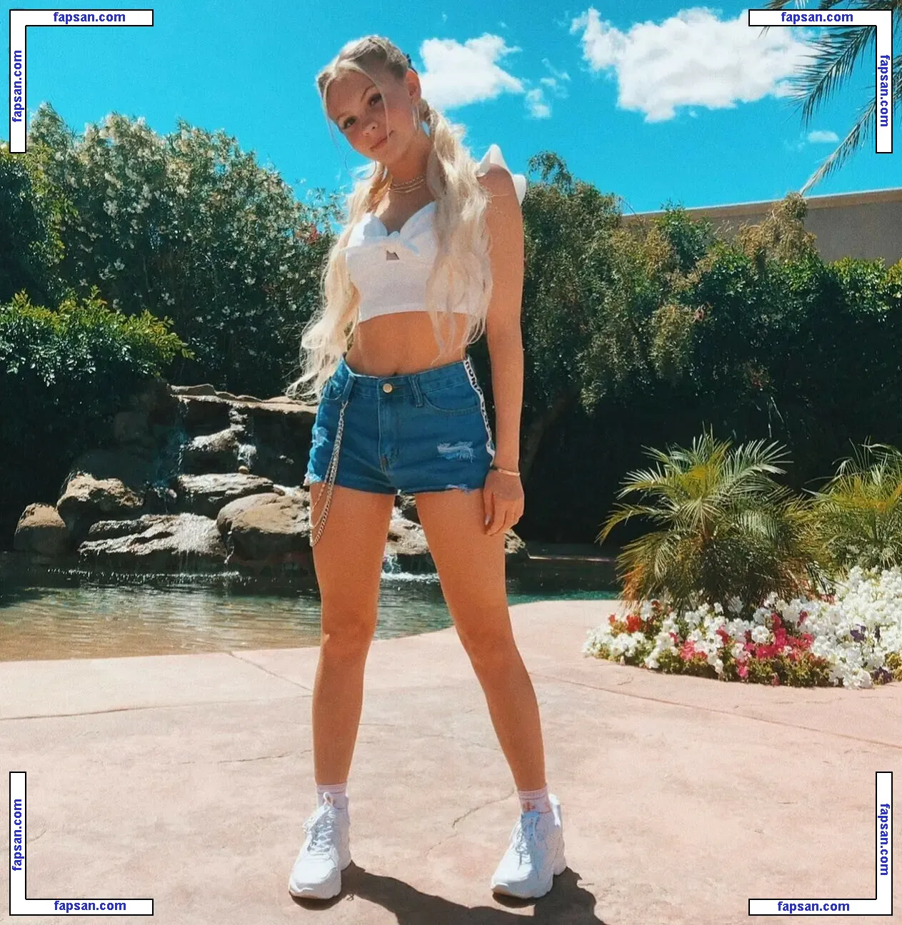 Jordyn Jones nude photo #1986 from OnlyFans