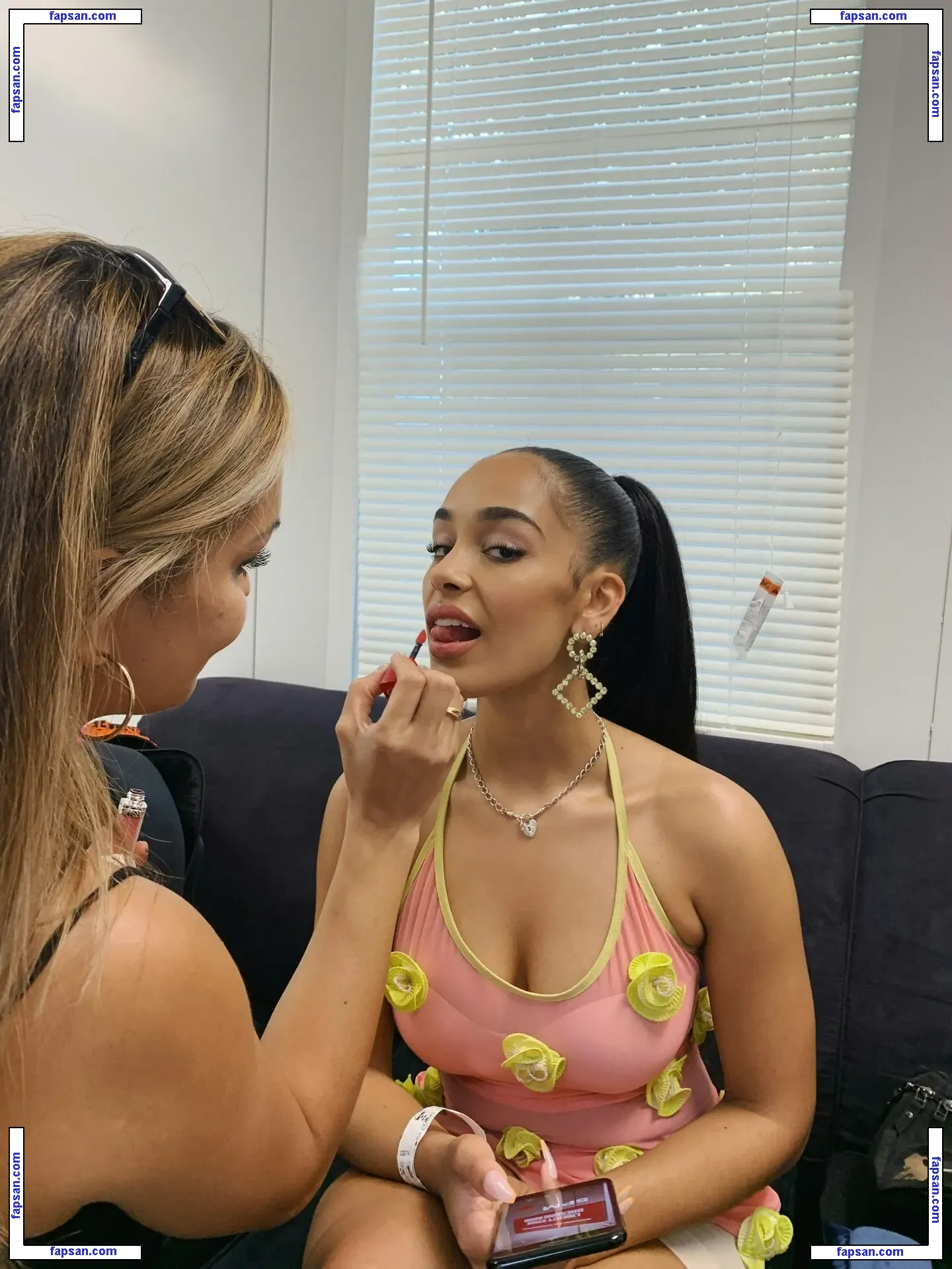 Jorja Smith nude photo #0170 from OnlyFans