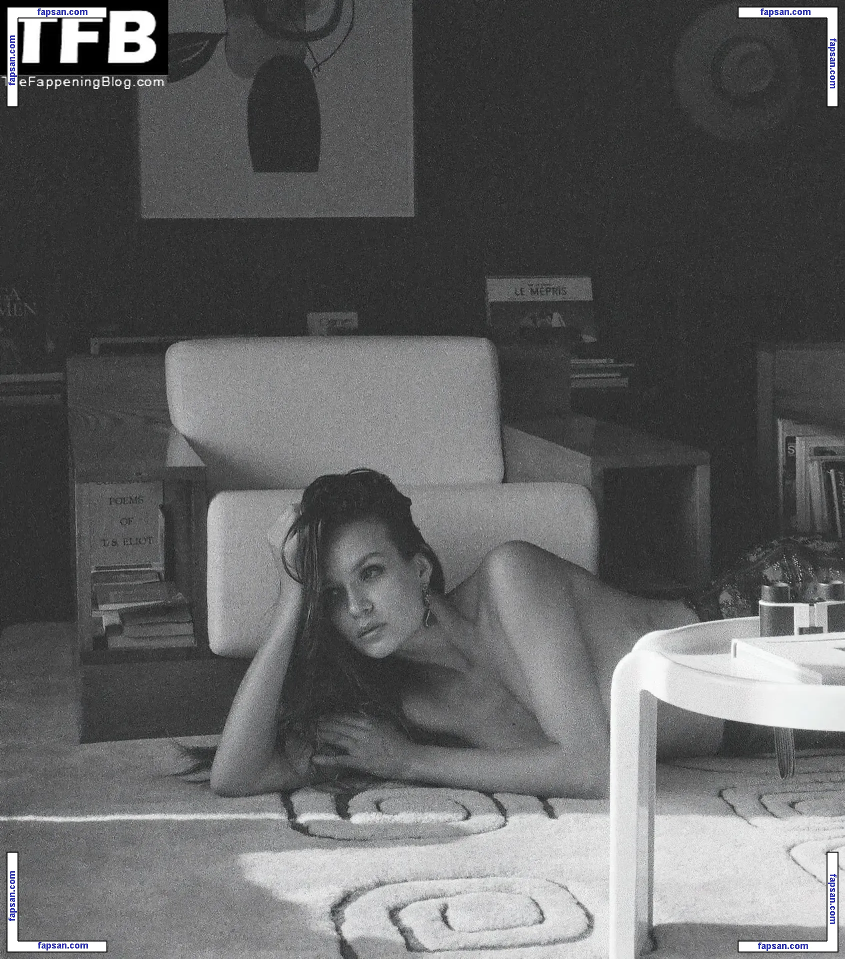 Josephine Skriver nude photo #1875 from OnlyFans