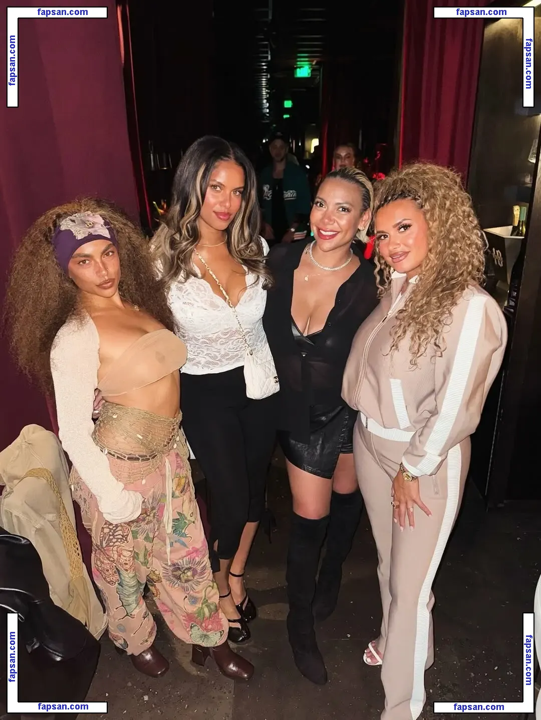 Joy Taylor голая фото #0492 с Онлифанс