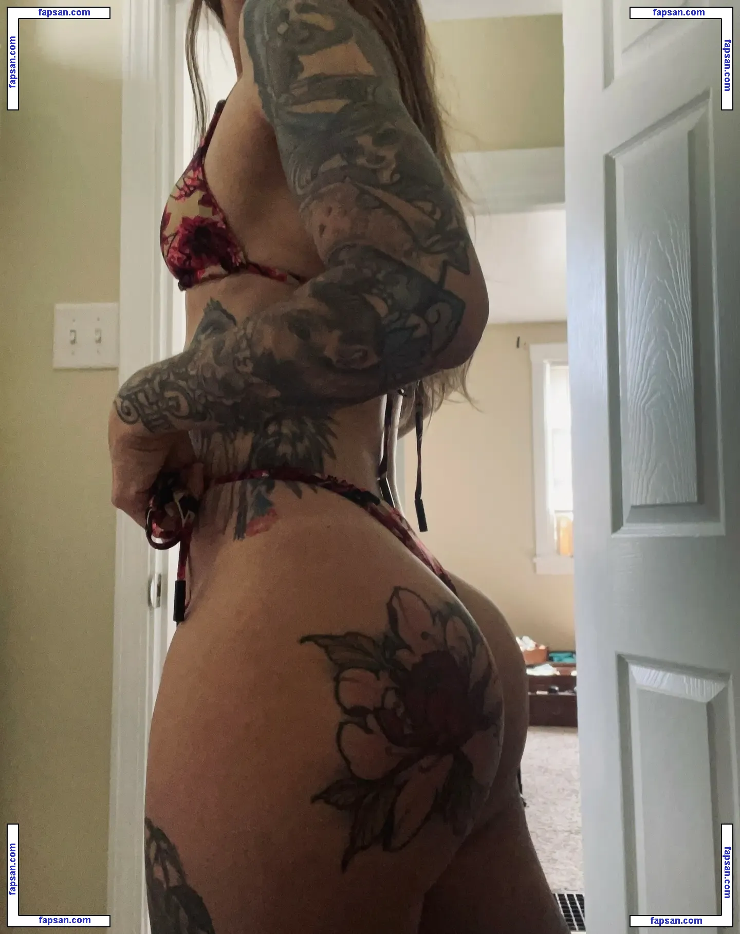 JoyLynn.G nude photo #0025 from OnlyFans