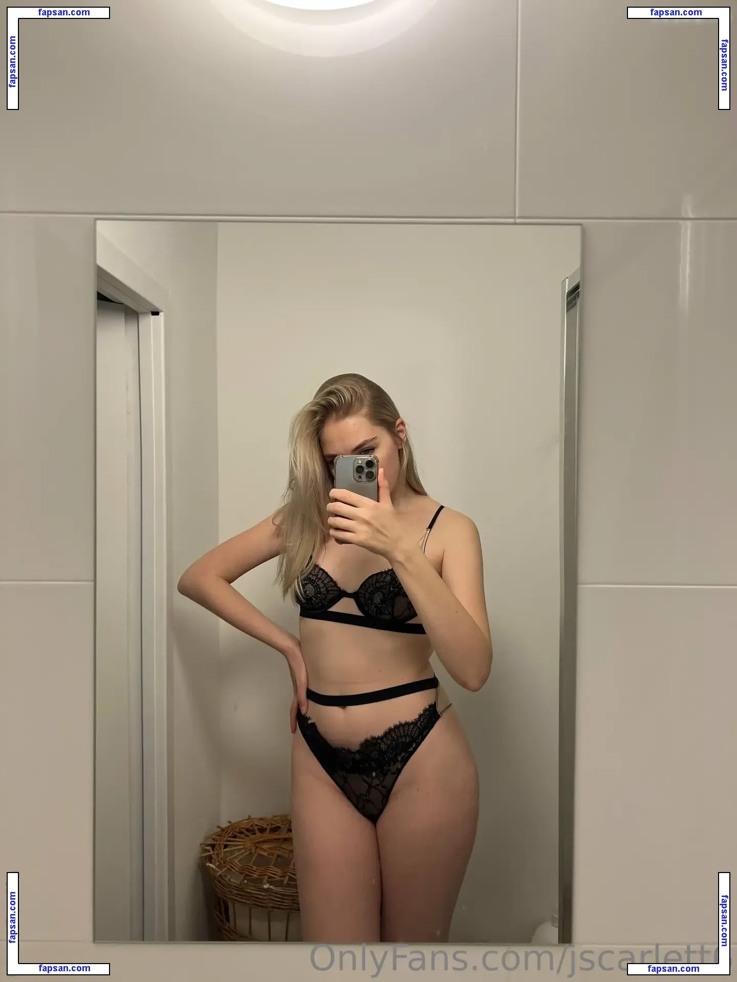 Jscarlett nude photo #0006 from OnlyFans