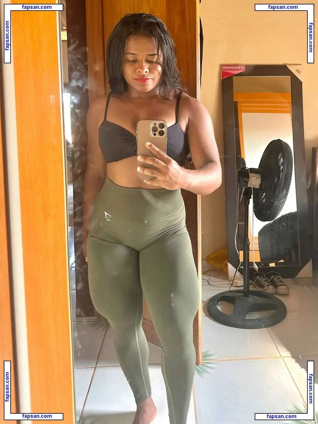 Jucyborgess nude photo #0002 from OnlyFans