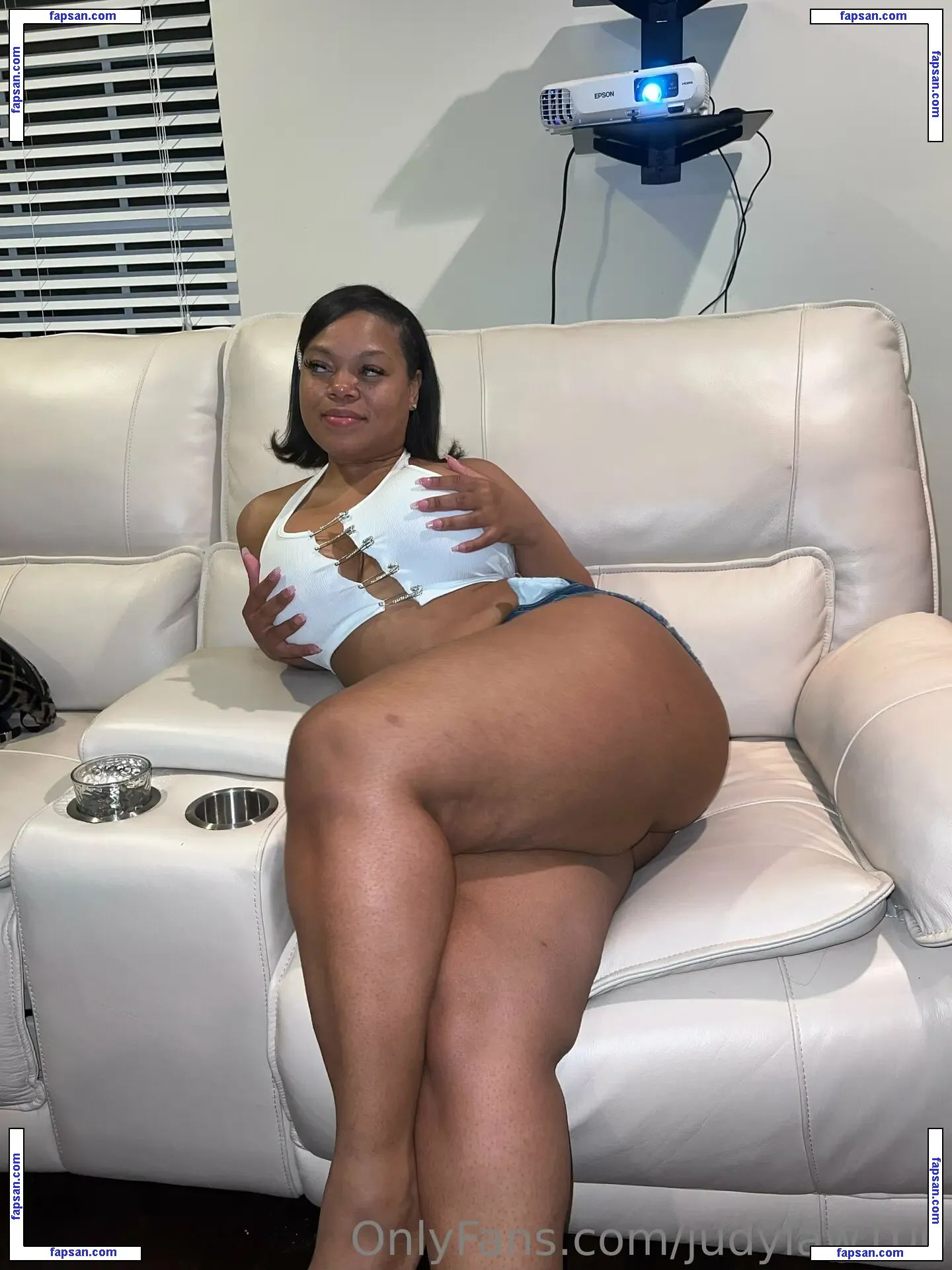 judylaw100 nude photo #0008 from OnlyFans