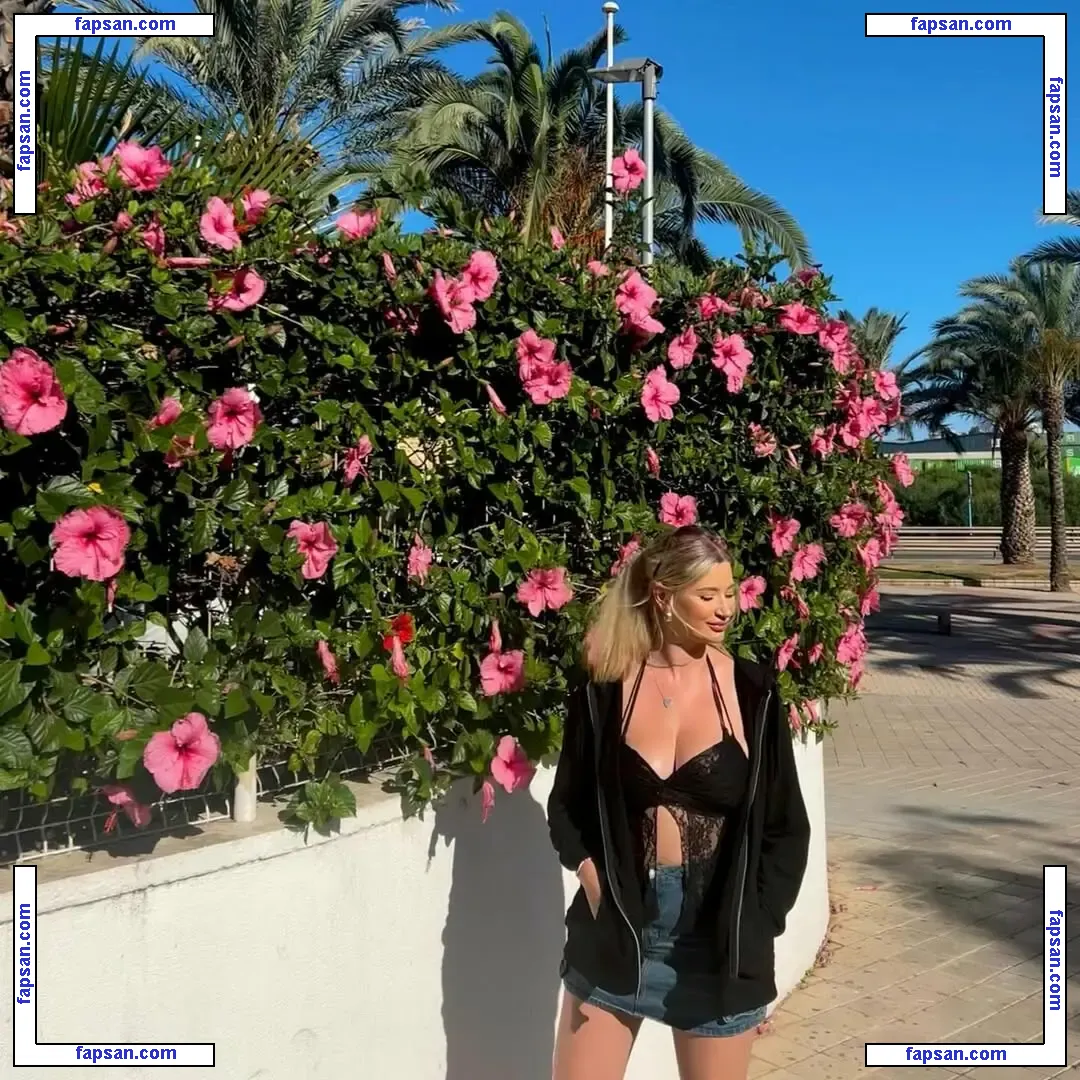 Juicy Georgia nude photo #0001 from OnlyFans