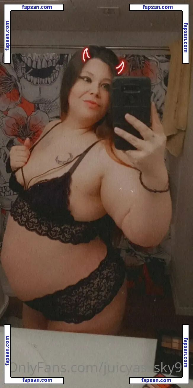 juicyasssky91 nude photo #0001 from OnlyFans