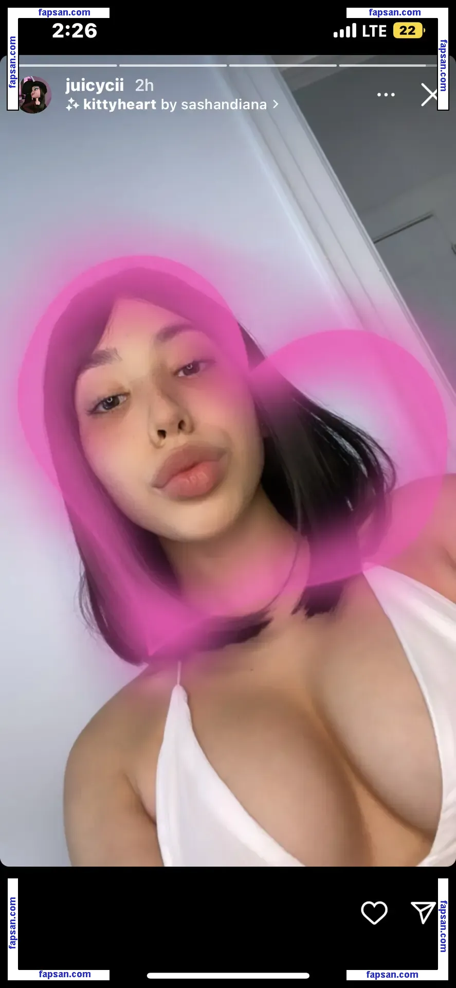 Juicycii голая фото #0002 с Онлифанс