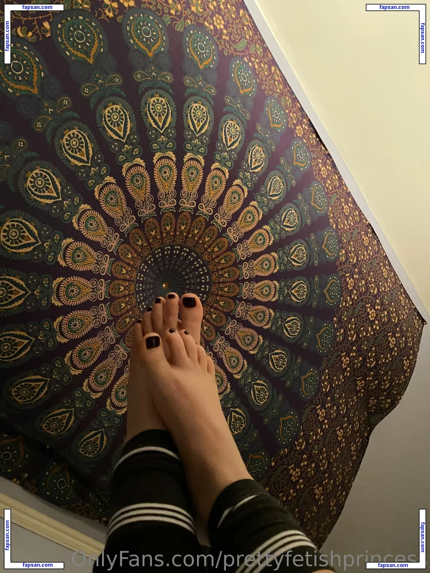 juicylikeapeachhh nude photo #0009 from OnlyFans