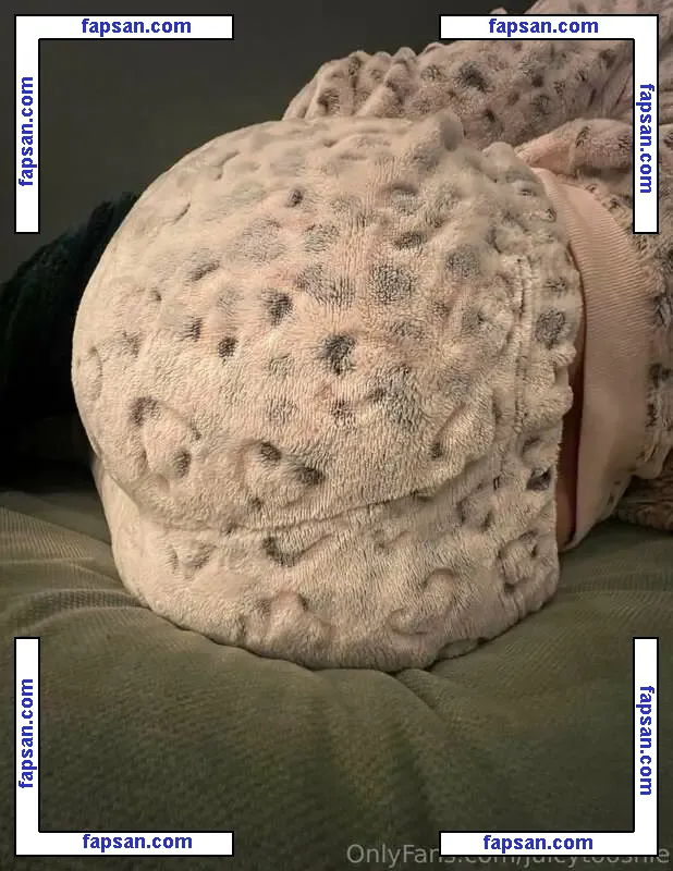 Juicytooshie голая фото #0013 с Онлифанс