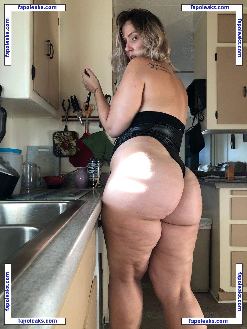 Jules Hellojules nude photo #0009 from OnlyFans