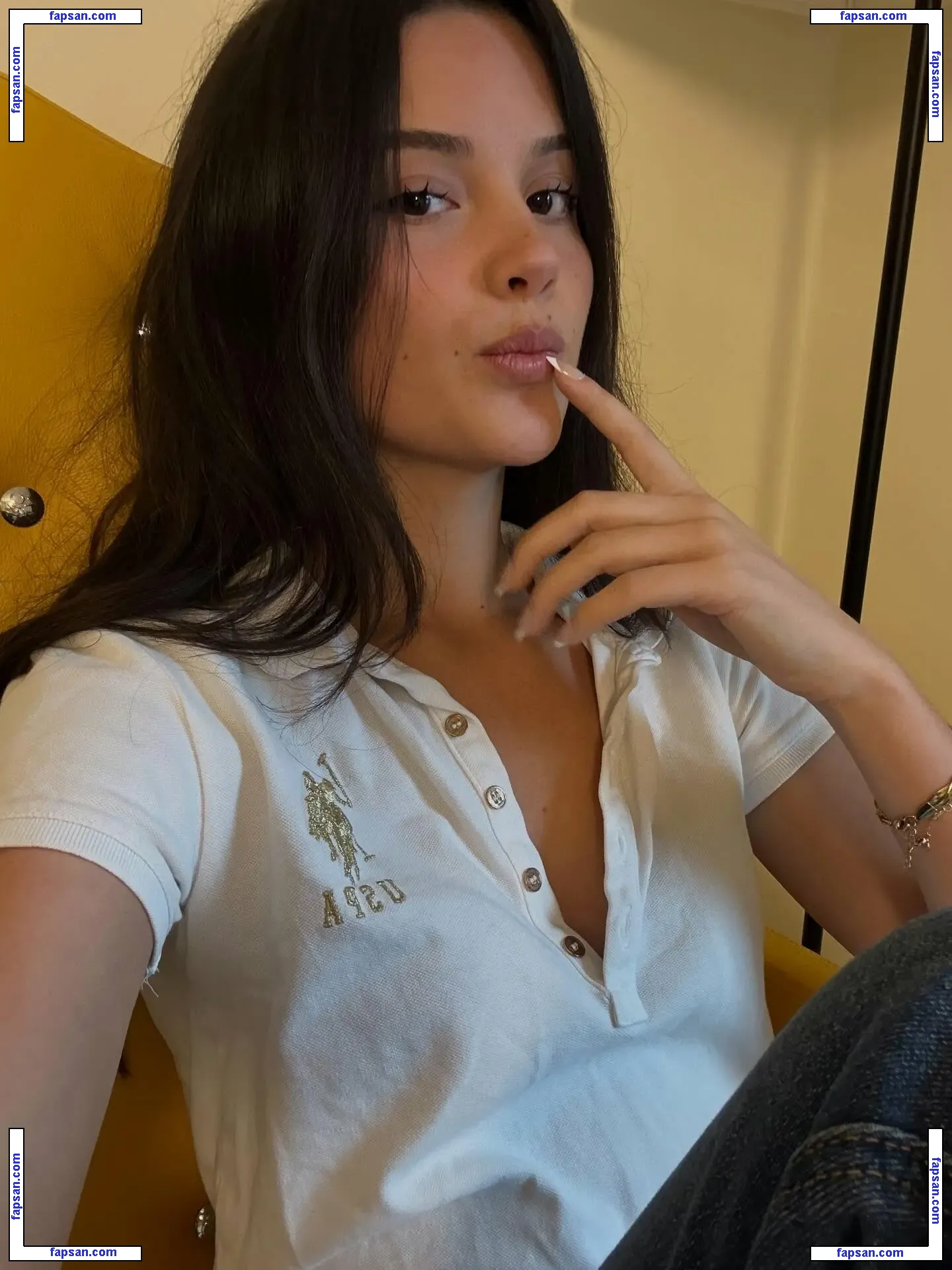 Jules LeBlanc/Annie LeBlanc голая фото #0010 с Онлифанс