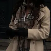 Jules LeBlanc/Annie LeBlanc голая #0008