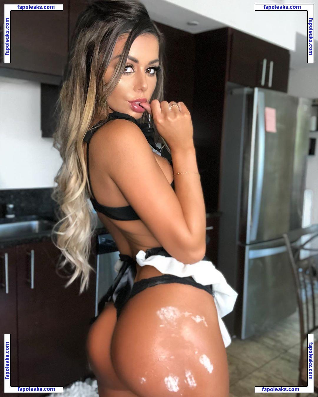 Juli Annee / juli.annee / juliannee голая фото #0090 с Онлифанс